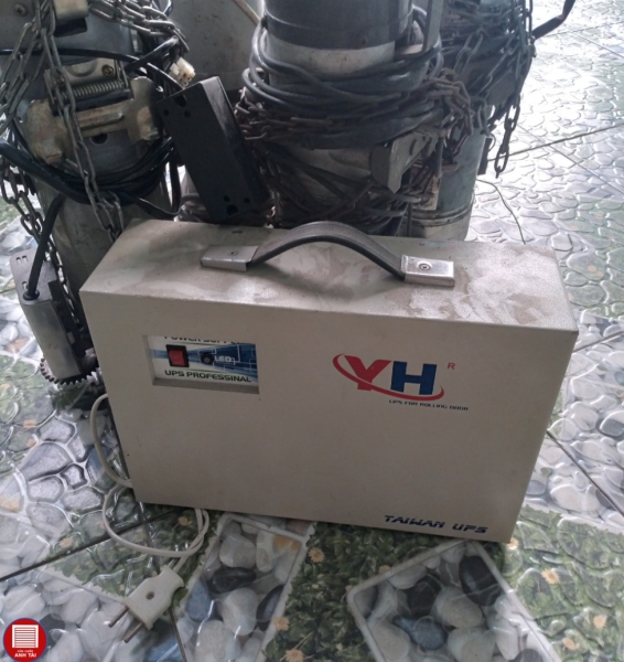 Bình Lưu Điện Cửa Cuốn Tại Bình Dương